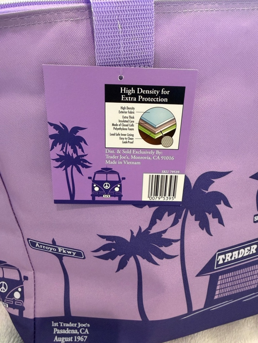 Trader Joe's Large Reusable Insulated Purple/lavender Bag - Picture 7 of 8